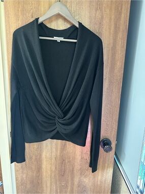 PrinS  Black Twist-Front long sleeve soft sweater Large Chest 36 L 24 like new
